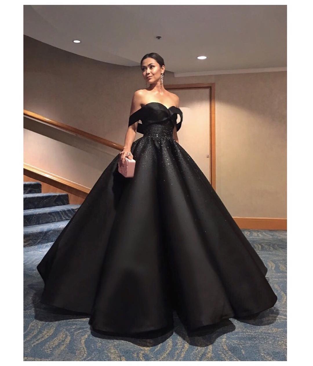 Princess Prom Dress Luxury Ball Gowns Formal Dresses Off The Shoulder Black Dubai Evening