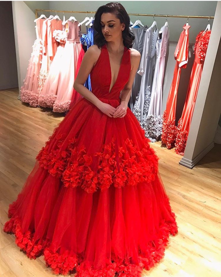 Red Image Hot Red High Low Tulle Prom Dresses Deep V-neck Long Tutu Prom Gowns