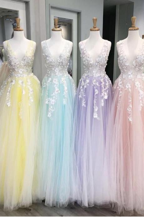 Lavender Lace Appliqued Long Prom Dresses 2019,Sexy V Neck Tulle Prom Dresses,Yellow Pleated Floor Length Party Dresses 2019